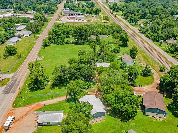 5th image of 9283 State Highway 75 S
