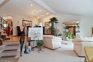 Living Room / Dining Room