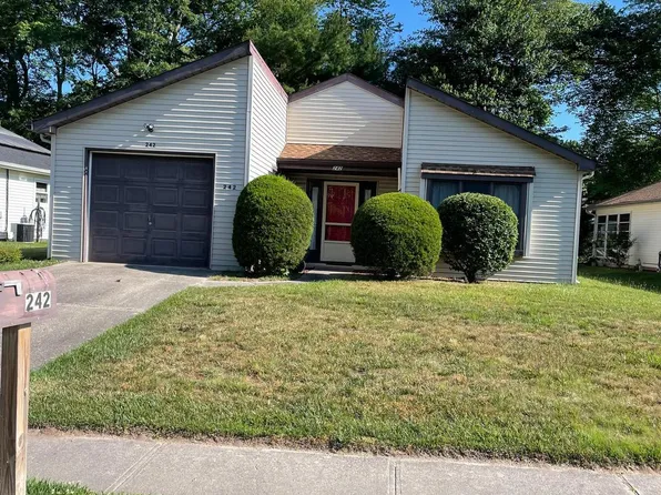 242 Yorktowne Dr, Little Egg Harbor, NJ 08087