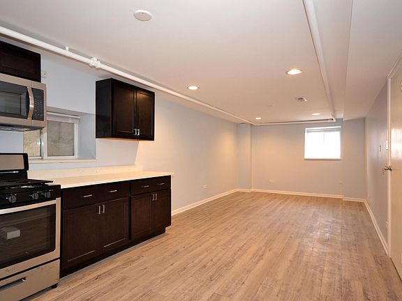 4th image of 1133 N Francisco Ave #G