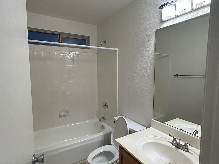 1120 N Val Vista Dr #82 — Photo 10