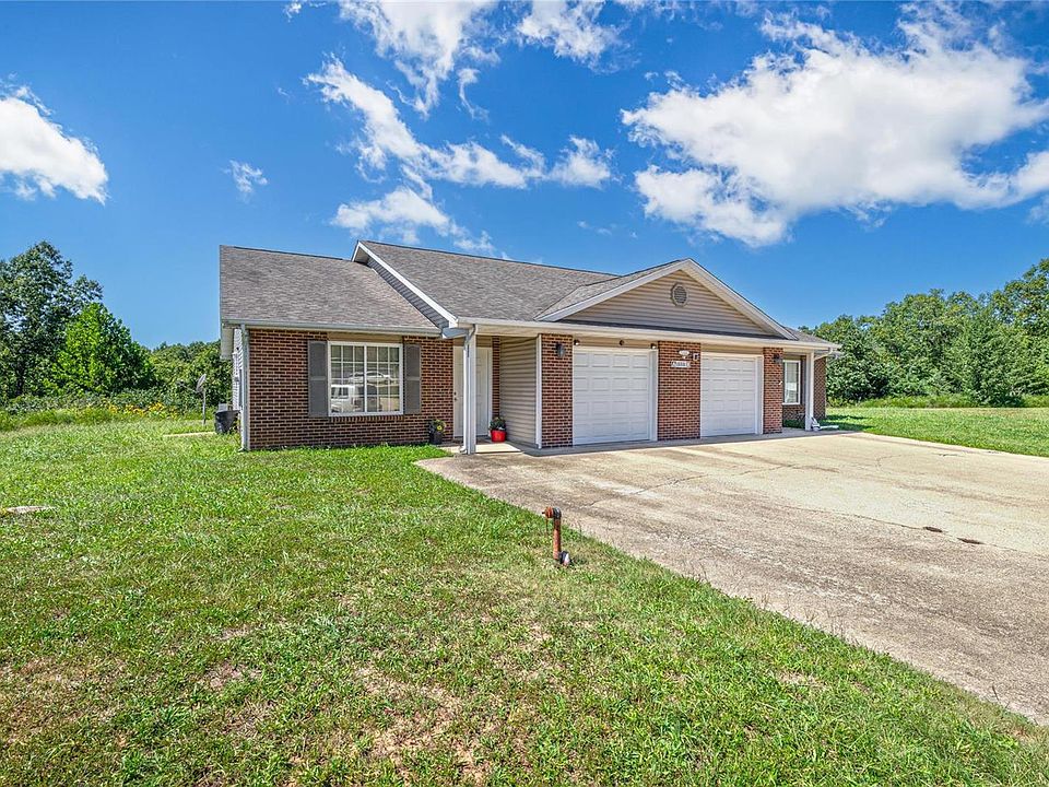 15551 Trailside Ln #A & B, Saint Robert, MO 65584 | Zillow