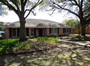 201 Vans Dr, Lafayette, LA 70503