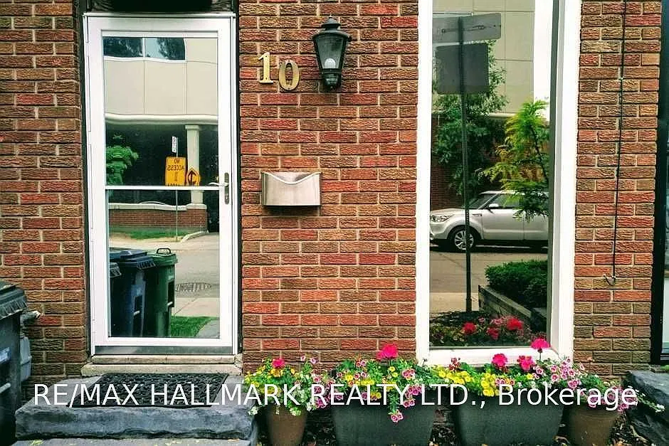 10 Verral Ave