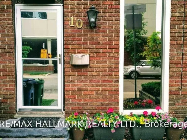 10 Verral Ave, Toronto, ON M4M 2R2
