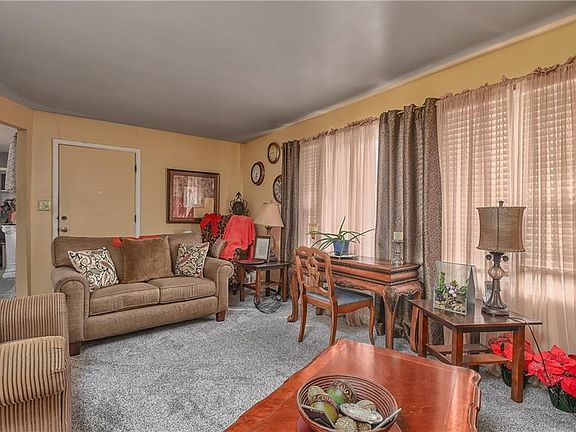 3rd image of 5520 Agnes Ave