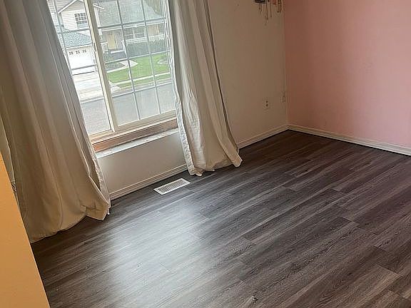 Upstairs bedroom