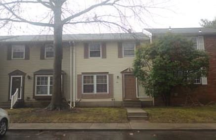 1st image of 218 Glenda Ct