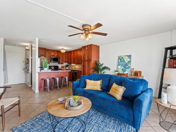 1830 Wilikina Dr APT 606, Wahiawa, HI 96786