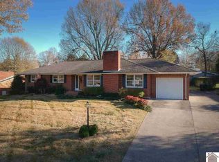 4014 Hillcrest Ave, Paducah, KY 42001