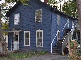 948 Zenner Ave, Aurora, IL 60505