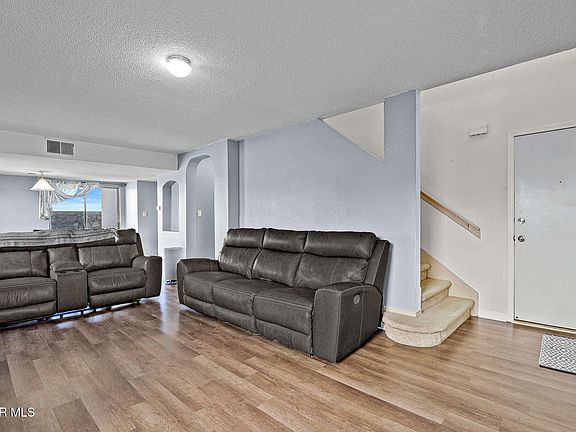 3rd image of 3612 Tierra Alba Dr
