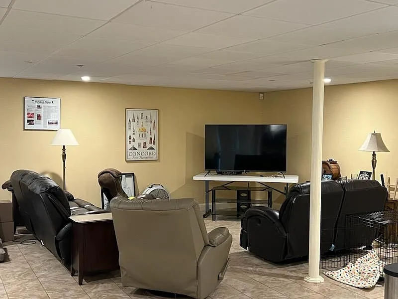 2 bed, $1,900 — Photo 3