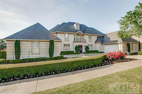 1st image of 3010 Lake Creek Dr