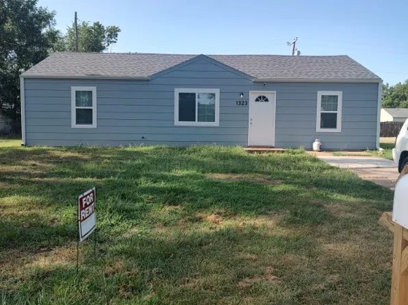 1323 Ponca Ave, Salina, KS 67401