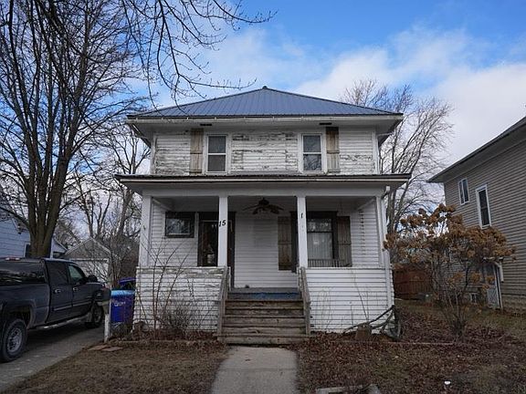 3rd image of 15 4th St NW