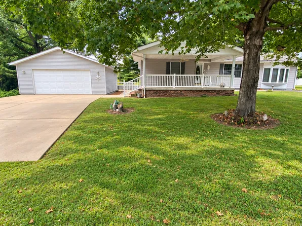 206 Junction St, Centralia, IL 62801