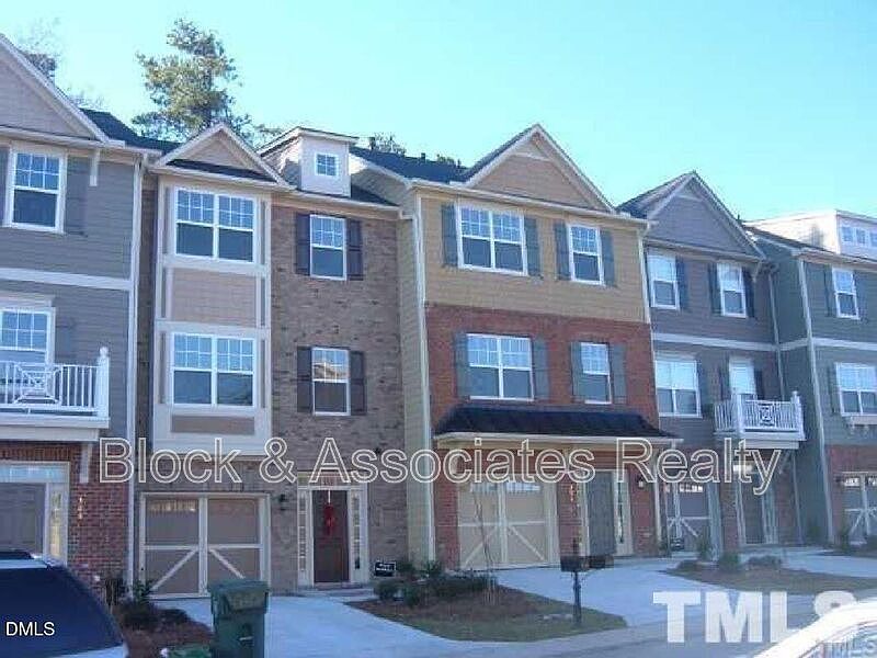 1st image of 132 Linden Park Ln