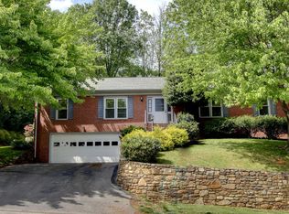 711 W Carrollton Ave, Salem, VA 24153