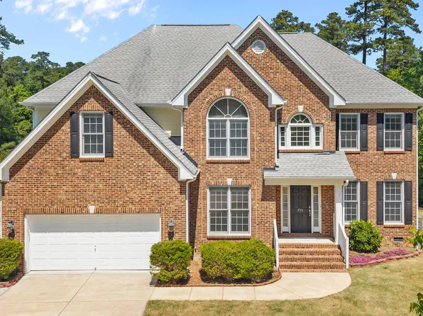 711 Oxboro Cir, Durham, NC 27713
