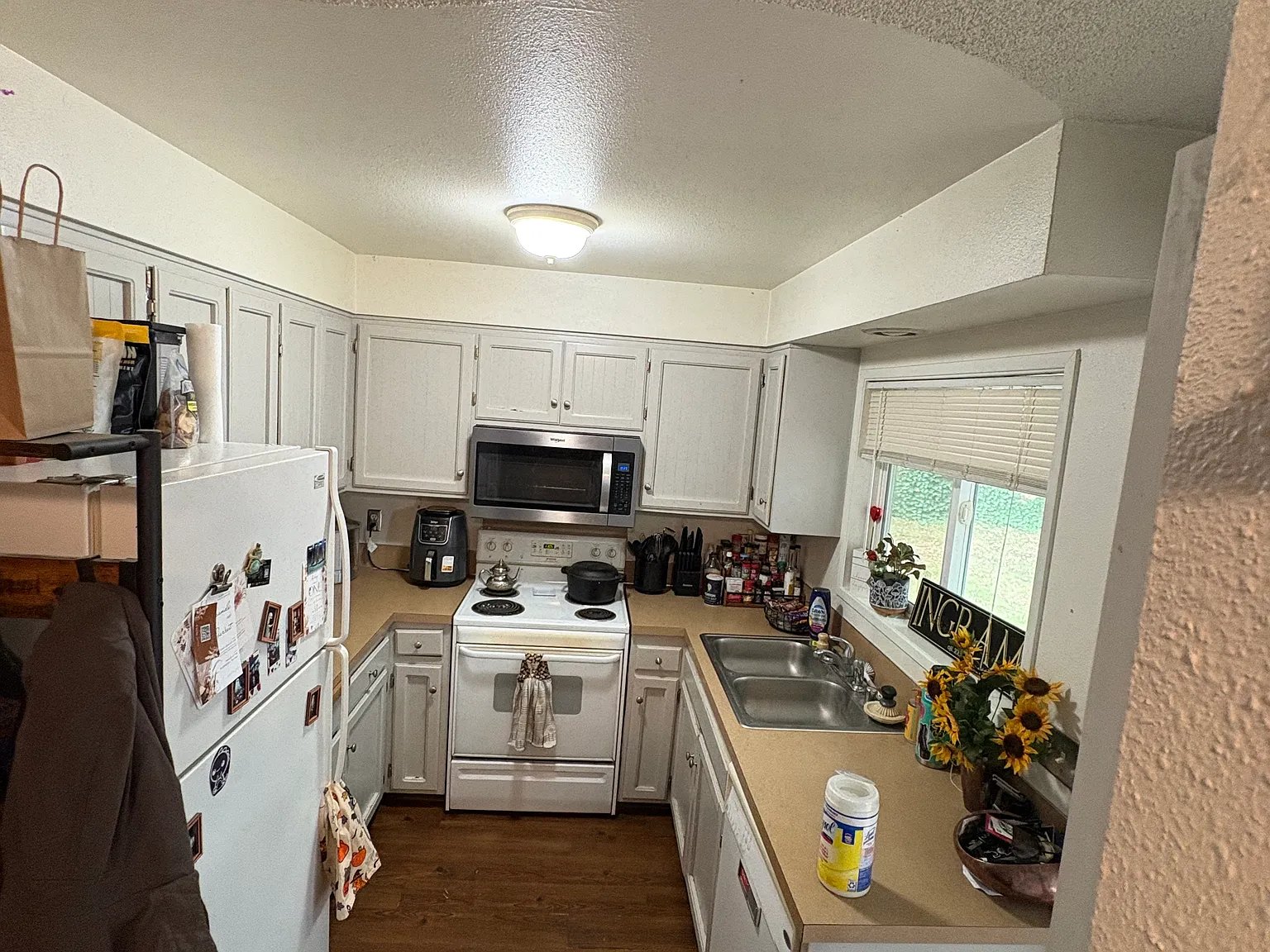 2 bed, 816 sqft, $1,750 — Photo 2