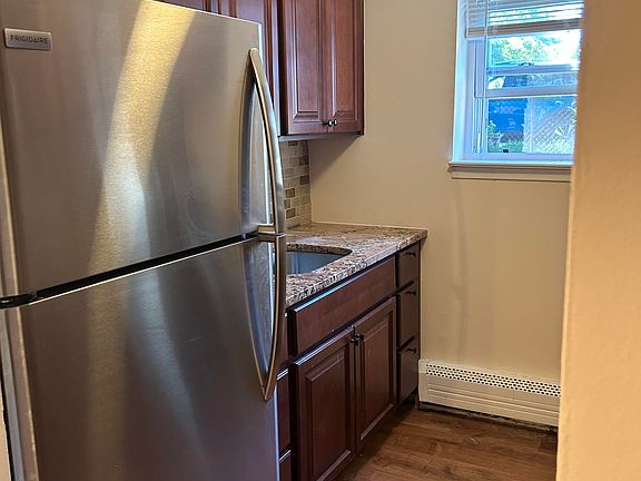 5th image of 410 N Corona Ave APT A2