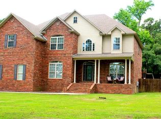 368 Stonegate Dr, Russellville, AR 72802
