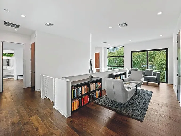3139 W Waverly Ave — Photo 18