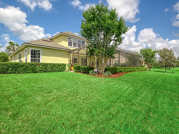 4th image of 272 Saint Johns Golf Dr
