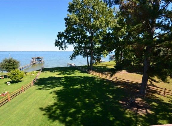 5th image of 41 Lakeview Shores Dr