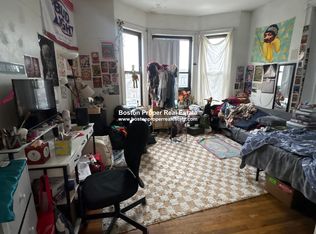 384 Commonwealth Ave APT 43, Boston, MA 02215