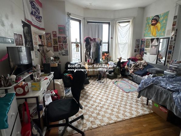 384 Commonwealth Ave APT 43