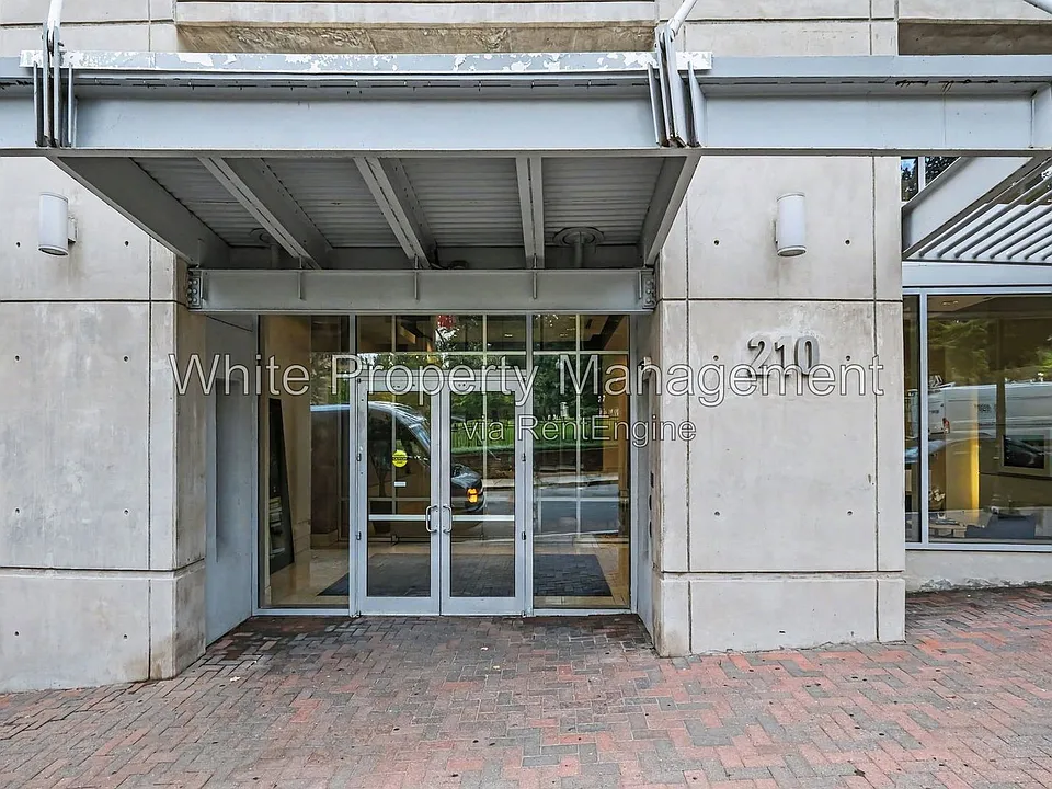 210 N Church St #1204