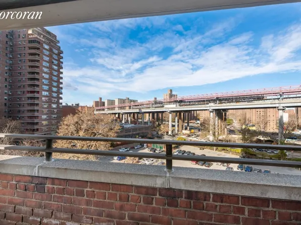 477 Fdr Drive image 1 of 4