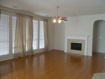 5th image of 6906 Thunderbird Dr