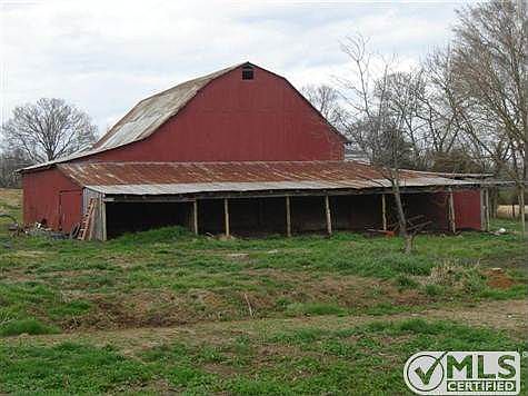 2nd image of 1735 Highway 64 W