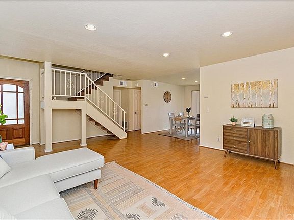 4th image of 1156 Gian Dr