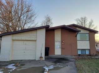 15828 E Thirteen Mile Rd, Roseville, MI 48066