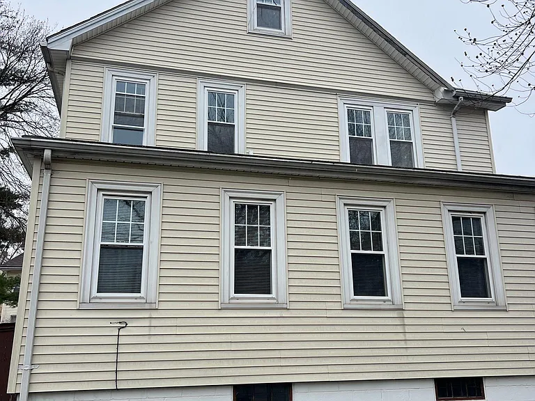 5-7 Hooker St #2 — Photo 2