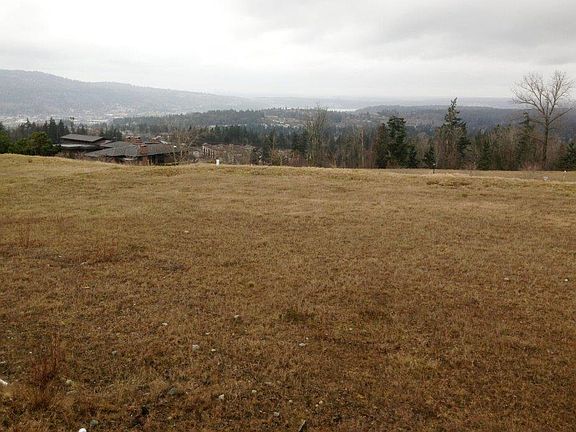 3rd image of 3408 NE Harrison Dr