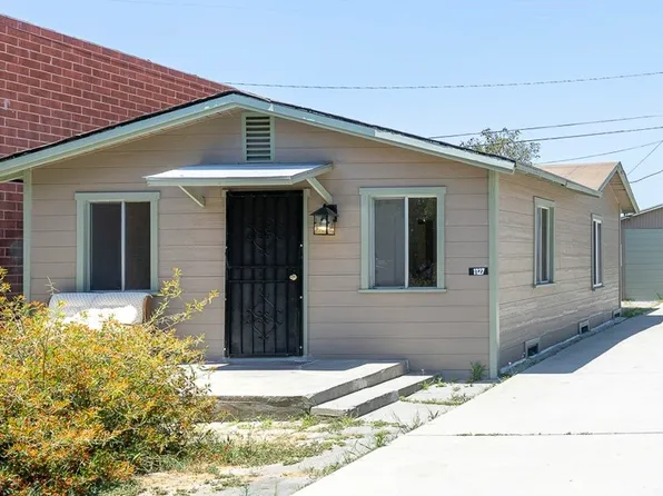 1127 S McDonnell Ave, Los Angeles, CA 90022
