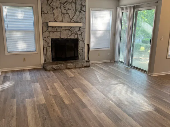 1000 Wood Creek Dr APT 3, Fayetteville, NC 28314