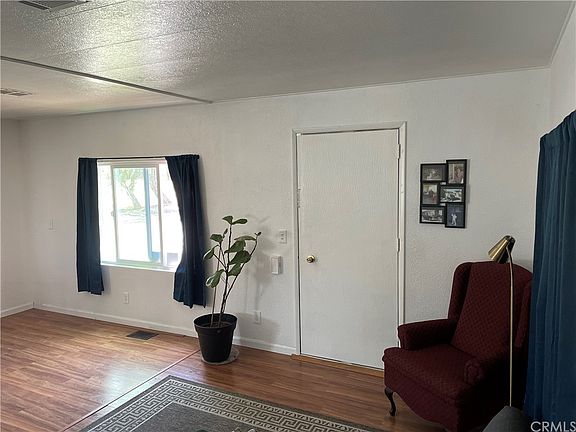 4th image of 260 W Comet St