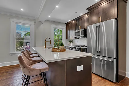 3 Murray Ave #B Photo 1
