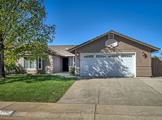 1520 Lacey Ln, Redding, CA 96003
