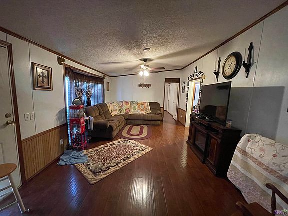 4th image of 15831 Gaylord Oaks Dr