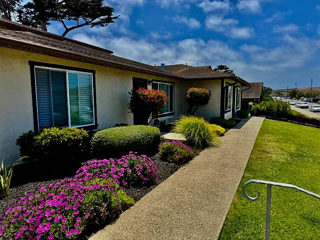 Lake View Terrace — Photo 4