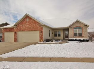 1615 Keybridge Way, Bloomington, IL 61704