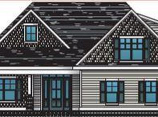 3354 Island Lakes Dr, Oak Island, NC 28461