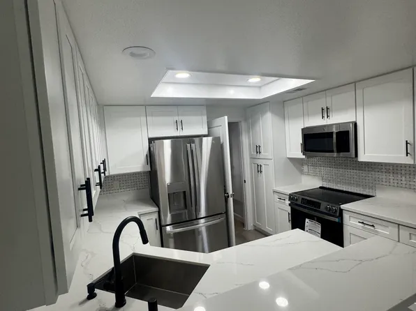 88 Stanford Ct, Irvine, CA 92612